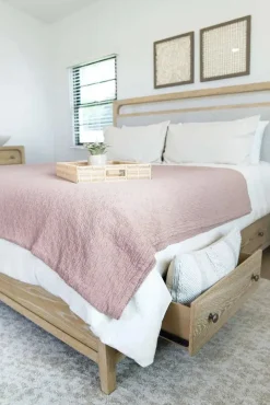 Mor Furniture Bedroom Sets|Easton Upholstered Storage Bed, Dresser, Mirror & Nightstand In , Ca King Natural