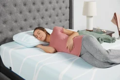 Mor Furniture Pillows|Tempur-Pedic Breeze Pro-Hi Cooling Pillow In White, Eastern King
